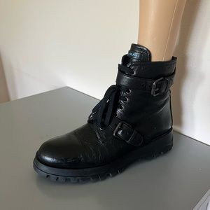 PRADA leather booties.Size 8. Excellent condition.